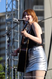 20220423-Molly-Tuttle-072_FrontRowMusicNews