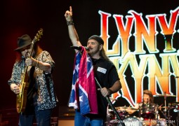 Gary Rossington and Johnny Van Zant, Johnny Van Zant, Lynyrd Skynyrd Concert 2013 Naperville RibFest 8967