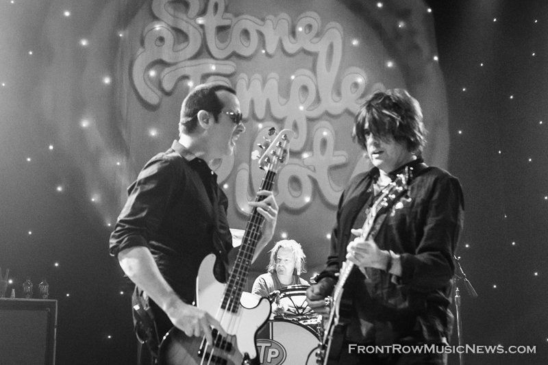 20150422-Stone-Temple-Pilots-207