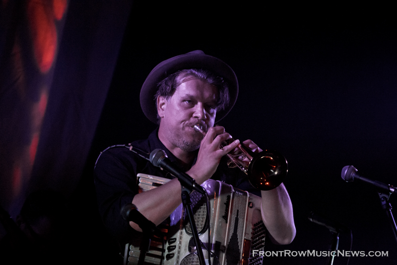 Calexico - Hi Res - Sarah Hess-18