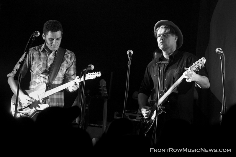 Calexico - Hi Res - Sarah Hess-5