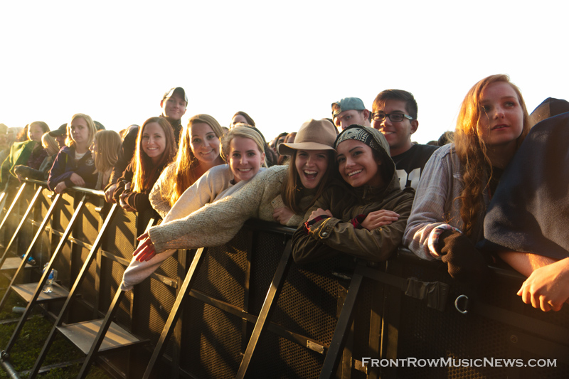 Mumford & Sons - Hi Res - Sarah Hess-1