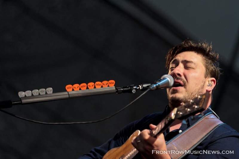 Mumford & Sons - Hi Res - Sarah Hess-17