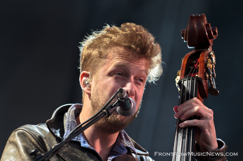 Mumford & Sons - Hi Res - Sarah Hess-19