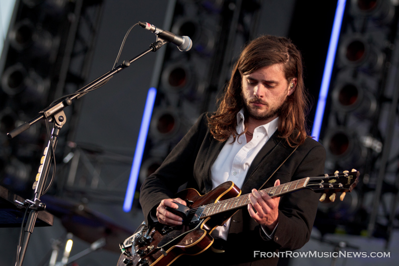 Mumford & Sons - Hi Res - Sarah Hess-35