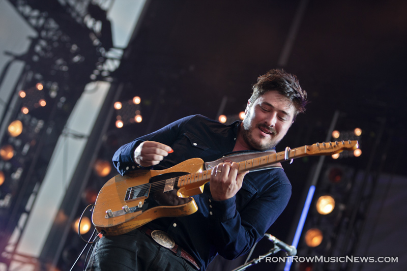 Mumford & Sons - Hi Res - Sarah Hess-36