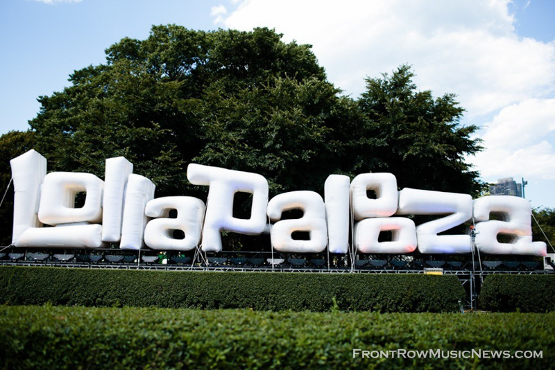 01-Lollapalooza_XO_Azuree