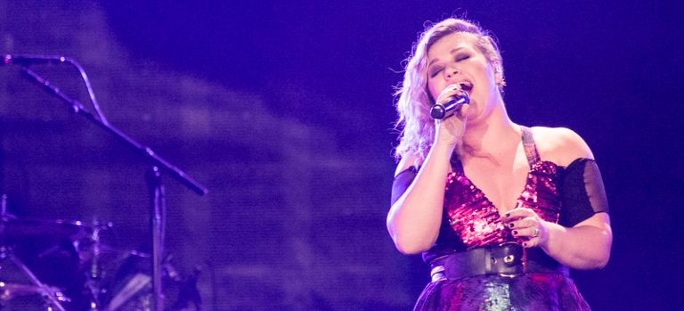 Kelly Clarkson at Allstate Arena