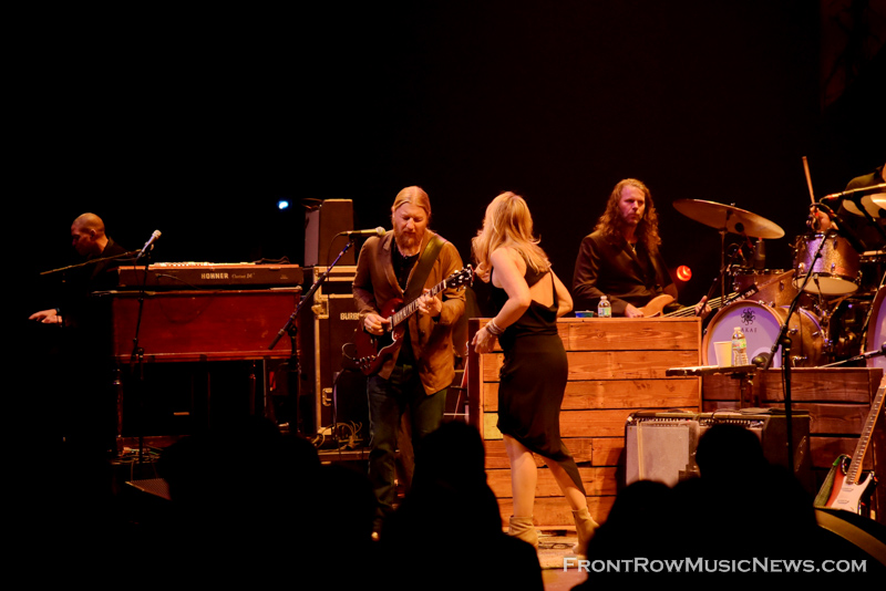 Tedeschi Trucks at Chicago Theatre Front Row Music News