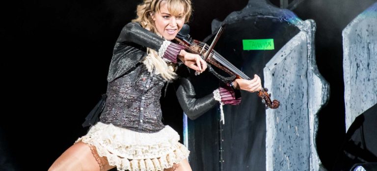 Lindsey Stirling with Evanescence