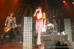 20160427-The-Darkness-176