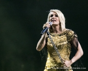 20160517-Carrie-Underwood-4295