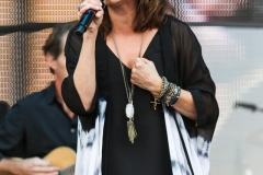 Martina McBride (2)