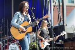 2017-WCSmokeout-Brandy-Clark-027