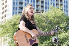 2017-WCSmokeout-Sunny-Sweeney-025