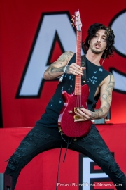 2018WTR2-Asking-Alexandria-1212