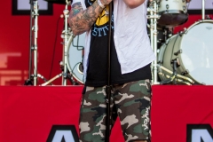 2018WTR2-Asking-Alexandria-1151