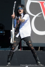 2018WTR2-Black-Veil-Brides-1038