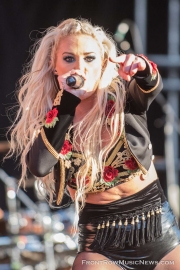 2018WTR2-Butcher-Babies-2066