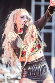 2018WTR2-Butcher-Babies-2069
