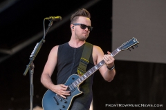 2018WTR2-Breaking-Benjamin-2281