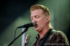 2018WTR3-Queens-of-the-Stone-Age-3776