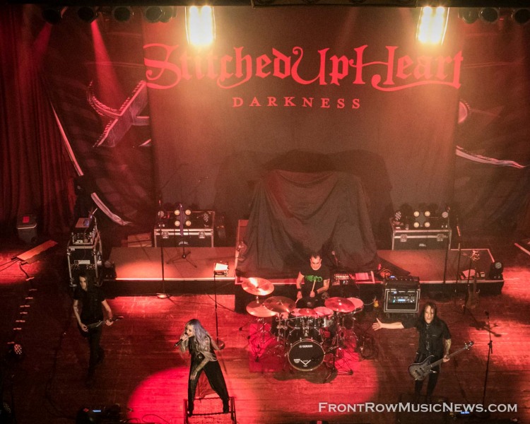 20191208-Stitched-Up-Heart-463