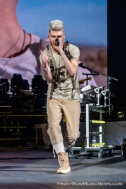 WinterJam22-Colton-Dixon-8591_Daniel-Moll