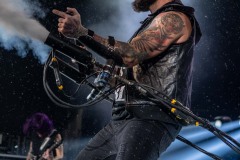 WinterJam22-Skillet-9127_Daniel-Moll