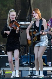 20220423-Molly-Tuttle-143_FrontRowMusicNews