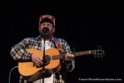 20220827-Donovan-Woods-07_Mosie-Hillis