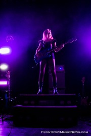 202211108-Blu-DeTiger-013_FrontRowMusicNews