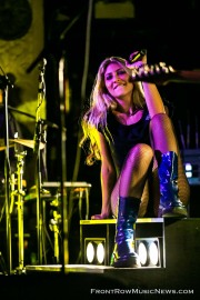 202211108-Blu-DeTiger-271_FrontRowMusicNews