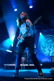 20230316-Larkin-Poe-235_FrontRowMusicNews