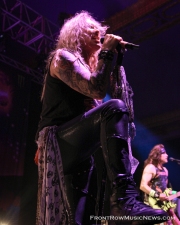 Steel-Panther_20230328-1074_Connie-Balcer