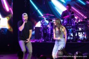 Walker-Hayes-429-20230413_FrontRowMusicNews