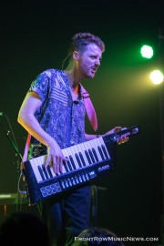 JukeboxTheGhost-MosieHillis-15