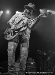 CityandColour-MosieHillis-14