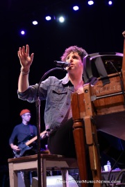 20231014-Low-Cut-Connie-0100_FrontRowMusicNews-Enhanced-NR