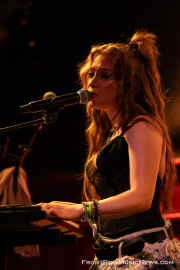 20251023-LEW-210_FrontRowMusicNews