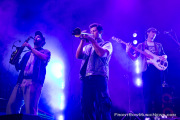 20251107-Couch-02_FrontRowMusicNews