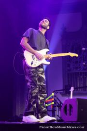 20251107-Couch-11_FrontRowMusicNews