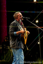 20260911-Dermot-Kennedy-2_JadeWinkoski