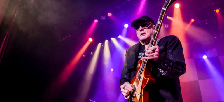 Cheap Trick at Genesee Theatre in Waukegan